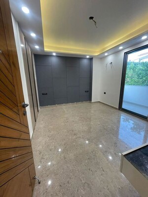 4 BHK Builder Floor For Rent in Sector 22