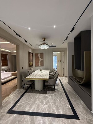 Parking in 4 BHK Builder Floor at Sector 22 – for Rent