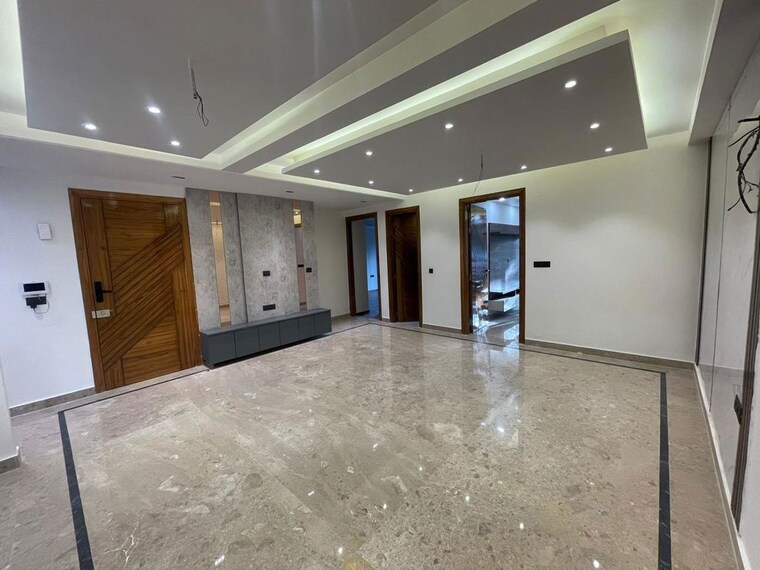 Room, sector 22 4 Bedroom 2500 Sq.Ft. Builder Floor In Sector 22 Gurgaon 10615195
