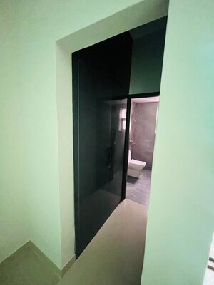 Furnished Amenities in 3 BHK Builder Floor at RPS Palm Drive, Sector 88 – for Sale