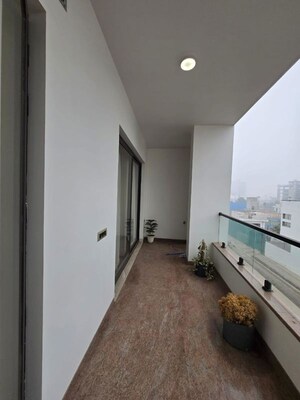 Bedroom in 4 BHK Builder Floor at Sector 23 – for Rent