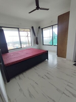 Room in 2.5 BHK Apartment at Royal Palms, Goregaon East – for Rent