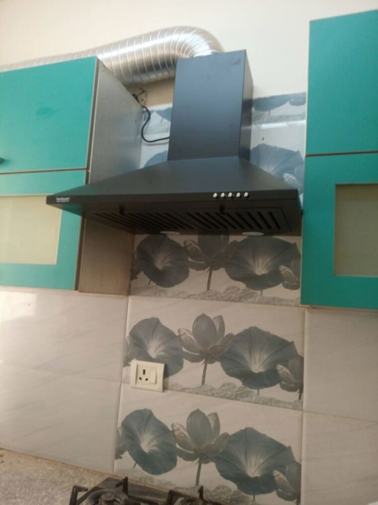 undefined, parklands 3 Bedroom 250 Sq.Yd. Builder Floor In Sector 85 Faridabad 10615229