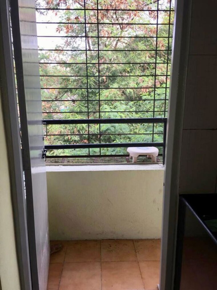 Balcony, mahalaxmi-nagar-chs 2 Bedroom 1000 Sq.Ft. Apartment In Warje Pune 10615211