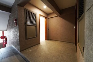 Room in 3 BHK Apartment at Science City – for Sale
