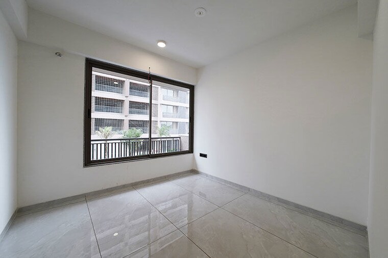 Room, science city 3 Bedroom 316 Sq.Yd. Apartment In Science City Ahmedabad 10615244