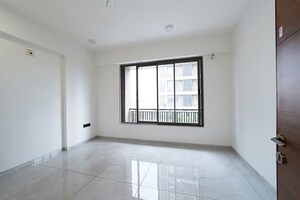 Room in 3 BHK Apartment at Science City – for Sale