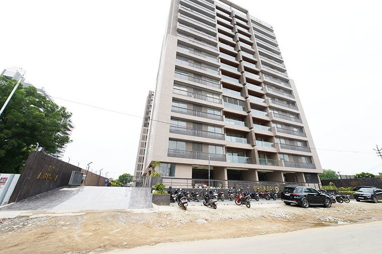 Exterior View, science city 3 Bedroom 316 Sq.Yd. Apartment In Science City Ahmedabad 10615244