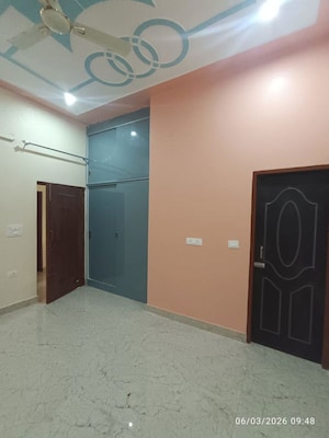 Room in 2 BHK Builder Floor at Aman Vihar – for Rent