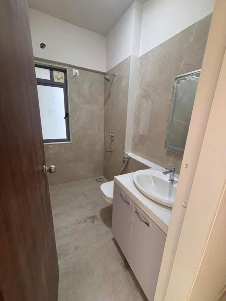 Bathroom, chembur 4 Bedroom 1690 Sq.Ft. Apartment In Chembur Mumbai 10615240