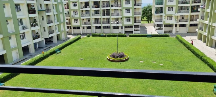 Garden, aman vihar 3 Bedroom 1500 Sq.Ft. Builder Floor In Aman Vihar Dehradun 10615263