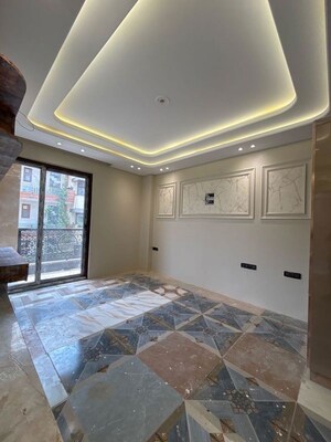 Room in 3 BHK Builder Floor at Sector 23 – for Rent