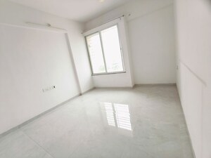 Room in 2 BHK Apartment at Pragati Serene, Nibm Annexe – for Rent