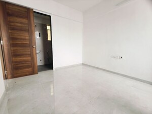 Room in 2 BHK Apartment at Pragati Serene, Nibm Annexe – for Rent