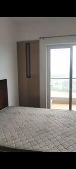 3 BHK + Servant Room 1560 Sq.Ft. Apartment in Supertech Supernova Astralis
