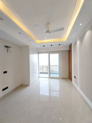 Building Lobby in 3 BHK Builder Floor at Sector 22 – for Rent