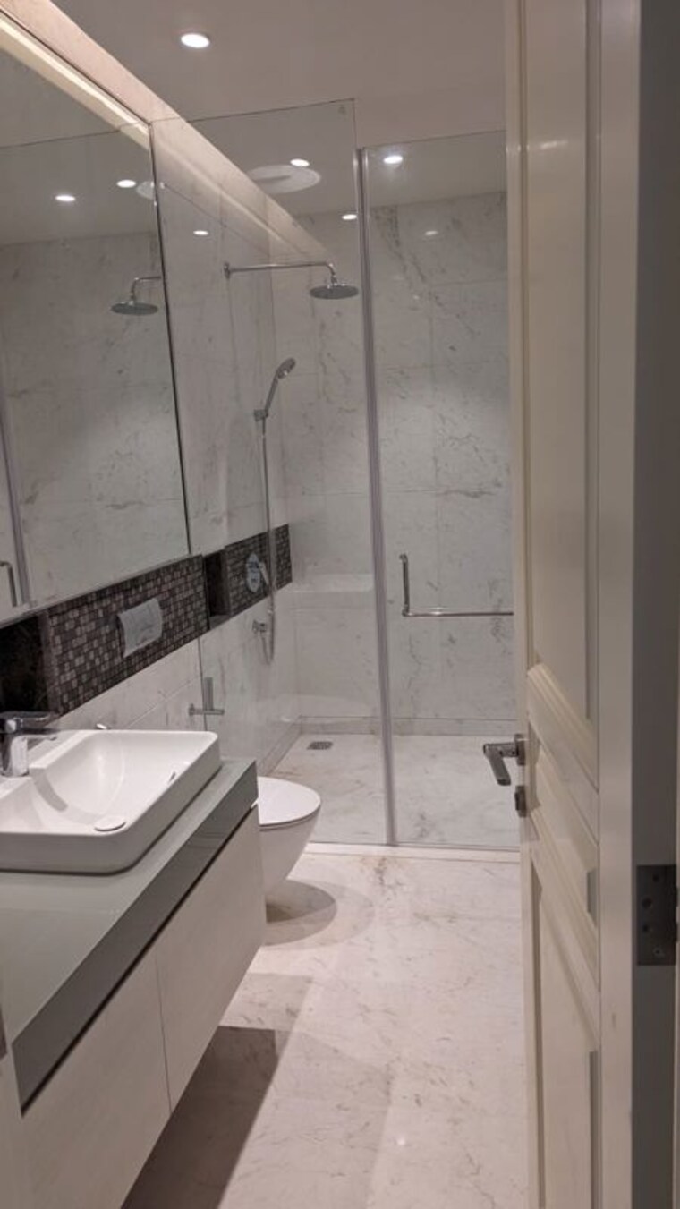 Bathroom, bhartiya-city-leela-residences 4 Bedroom 4209 Sq.Ft. Apartment In Thanisandra Main Road Bangalore 10615270