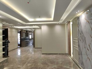 Room in 3 BHK Builder Floor at Sector 23 – for Rent
