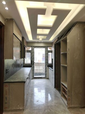 Building Lobby in 3 BHK Builder Floor at Sector 23 – for Rent