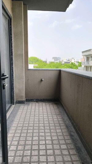 Balcony in 3 BHK Builder Floor at Sector 22 – for Rent