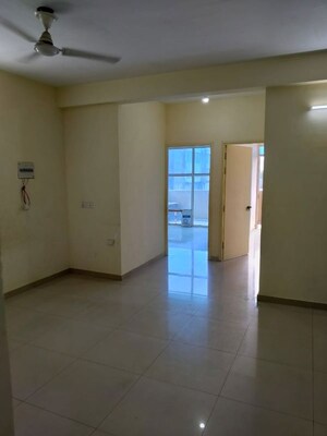 Room in 3 BHK Apartment at Pyramid Altia, Sector 70 – for Sale