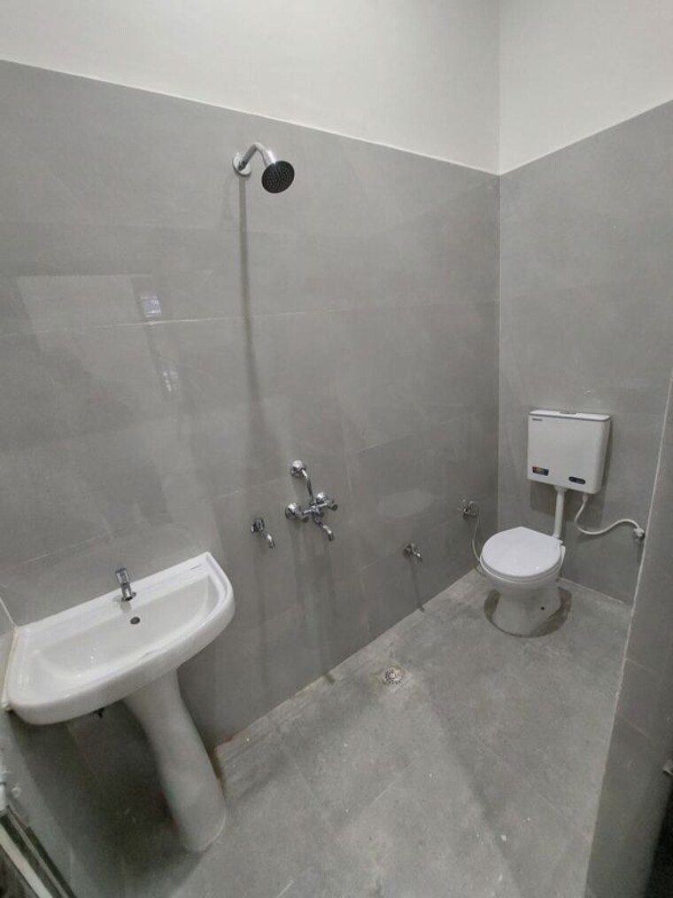 Bathroom, ekta nagar 3 Bedroom 1080 Sq.Ft. Independent House In Ekta Nagar Lucknow 10615309