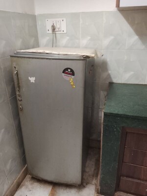 Building Lobby in 3 BHK Builder Floor at Malviya Nagar – for Rent