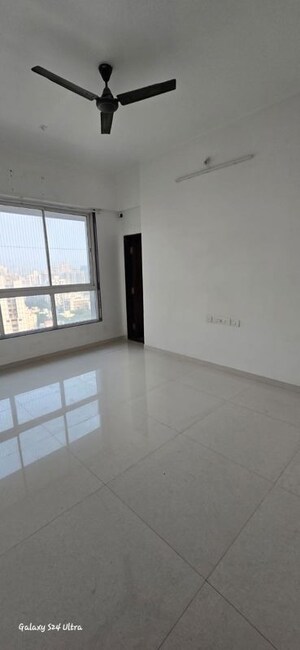 2 BHK Apartment For Sale in Shreeji Atlantis, Malad West