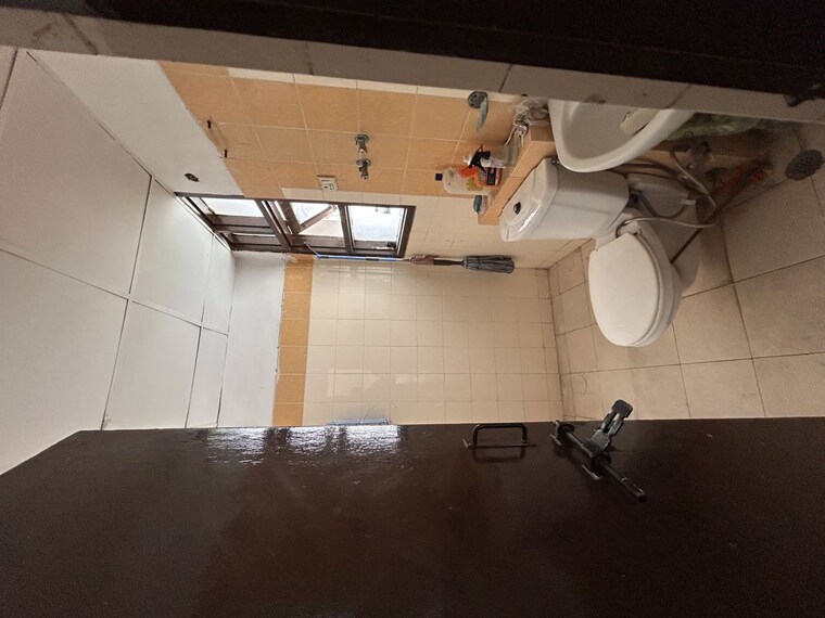 Bathroom, omaxe-heights 3 Bedroom 1600 Sq.Ft. Apartment In Sector 86 Faridabad 10615353