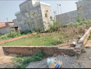  Plot For Sale in Vrindavan Colony