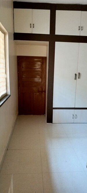 1 RK Villa For Rent in Pradhikaran