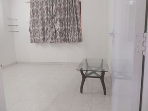 Hall in 2 BHK Apartment at Raheja Sunglow, Powai – for Rent