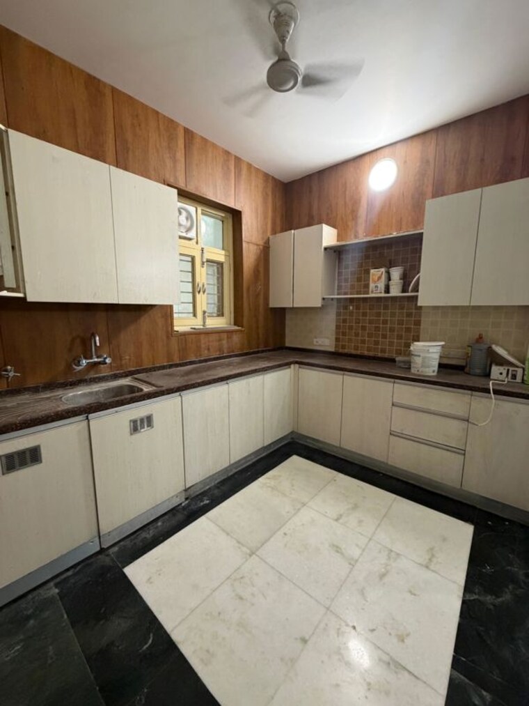Kitchen, vipul-square 3 Bedroom 2300 Sq.Ft. Builder Floor In Sushant Lok I Gurgaon 10615411