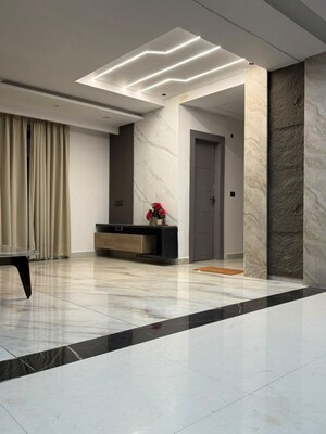 Room in 6 BHK Apartment at Ambala Highway – for Sale