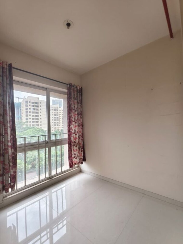Room, vijay-orovia 1.5 Bedroom 525 Sq.Ft. Apartment In Ghodbunder Road Thane 10615424