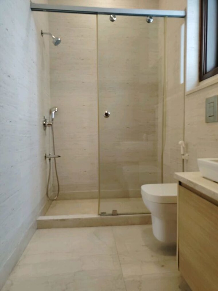 Bathroom, ansal-sushant-lok-i 4 Bedroom 2700 Sq.Ft. Builder Floor In Sector 43 Gurgaon 10615428