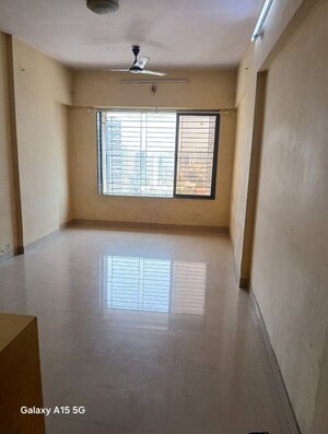 Room in 1 BHK Apartment at Panchavati 1 Apartment, Malad East – for Rent