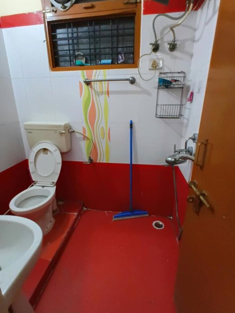 Attached Bathroom, indian-infra-rohit-tower 1 Bedroom 800 Sq.Ft. Apartment In Vikas Nagar Lucknow 10615417