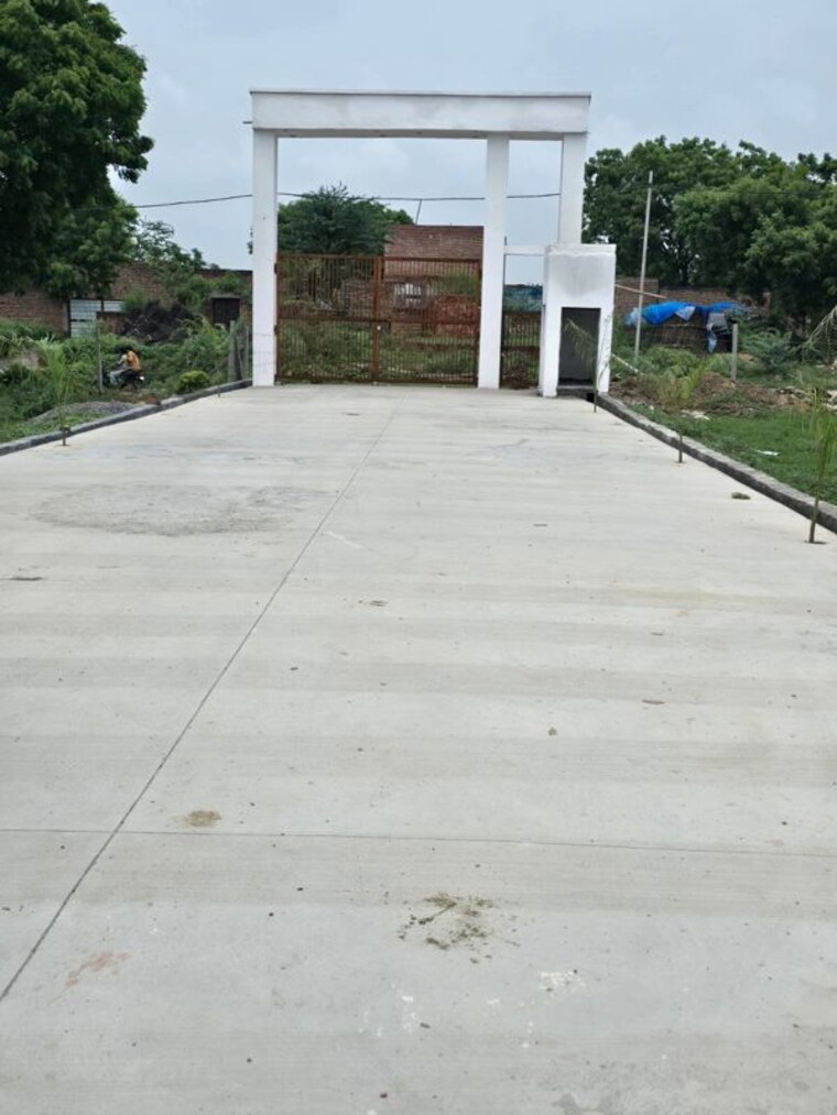 undefined, upsidc site c  1250 Sq.Ft. Plot In Upsidc Site C Greater Noida 10608497