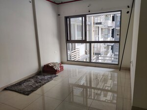 Room in 2 BHK Apartment at The Wadhwa The Address, Ghatkopar West – for Rent