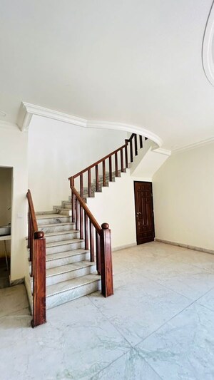 Staircase in 4 BHK Villa at Omaxe City, Omaxe City – for Rent