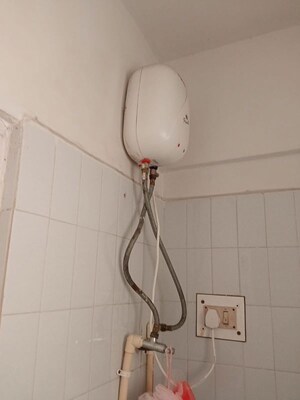 Bathroom in 3.5 BHK Apartment at Magarpatta Laburnum Park, Hadapsar – for Rent