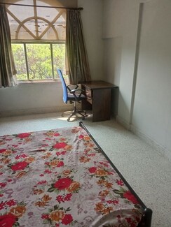 3.5 BHK + Servant Room Apartment For Rent in Magarpatta Laburnum Park