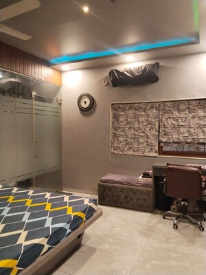 Team Area in 3.5 BHK Villa at Baner – for Rent