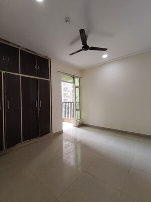 Room in 2.5 BHK Apartment at Amrapali Verona Heights Phase II, Amrapali Leisure Valley – for Sale