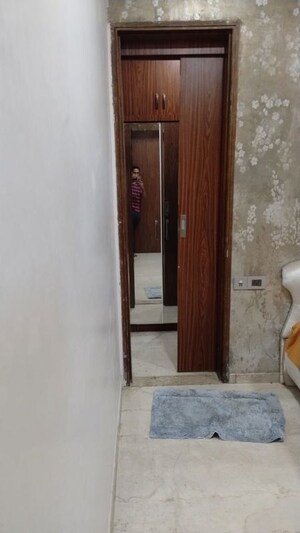 Furnished Amenities in 3 BHK Apartment at Omkar Alta Monte, Malad East – for Rent