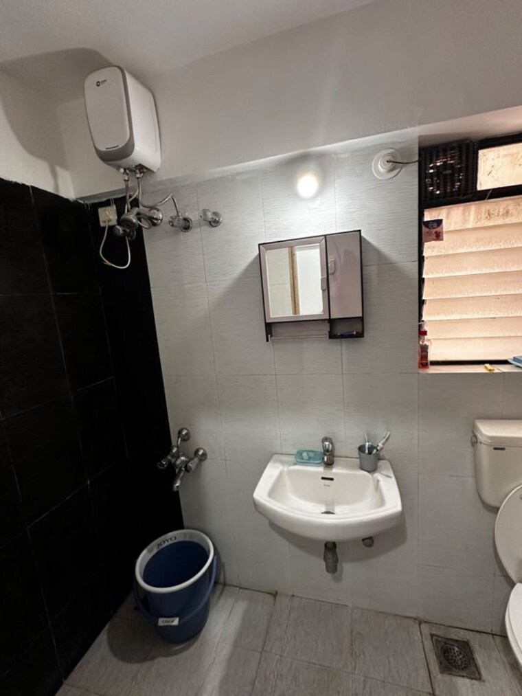Bathroom, baner Studio 350 Sq.Ft. Apartment In Baner Pune 10615551
