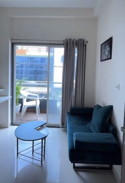 1 BHK + Prayer Room Apartment For Sale in Radius Uptown Chembur