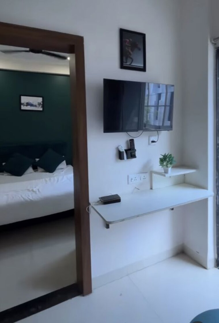 Team Area, radius-uptown-chembur 1 Bedroom 400 Sq.Ft. Apartment In Chembur Mumbai 10615568