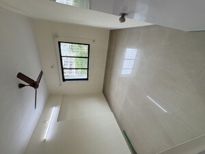 Room in 1 BHK Apartment at Triveni Apartments Tilak Nagar, Tilak Nagar – for Rent